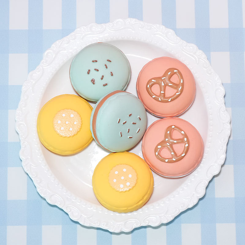 Macaron Squeak toy
