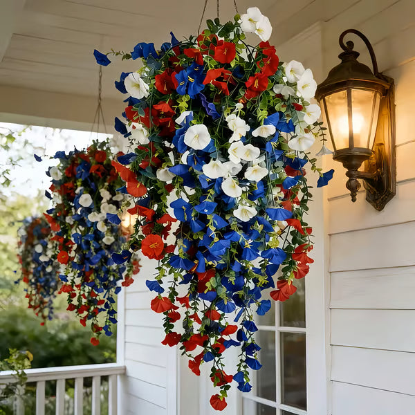 ✨✨🇺🇸 Celebrate the 250th anniversary of the United States with patriotic-style hanging bouquets